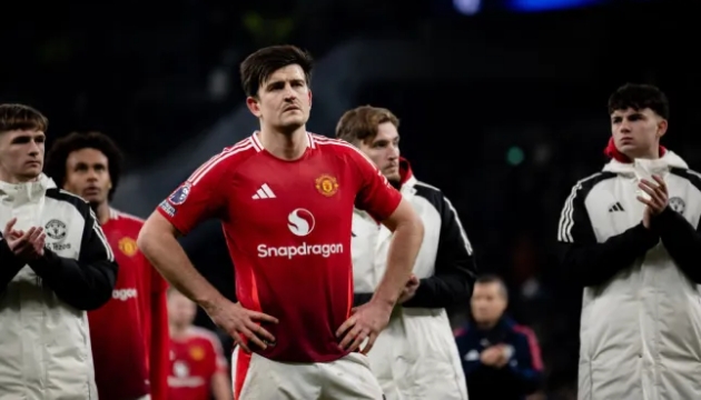 Michael Owen chỉ trích hàng thủ MU: "Họ chẳng biết phải làm gì cả"