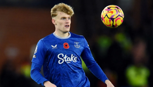 Ảnh bài viết Mục tiêu 42 triệu MU và Liverpool săn đón sắp khép lại đồn đoán tương lai