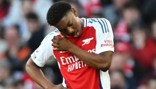 Ảnh bài viết Mikel Arteta cần làm rõ vấn đề kỷ luật với sao trẻ Arsenal