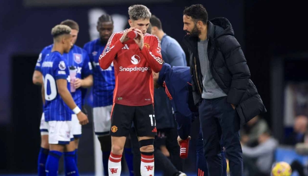 Ảnh bài viết Bị Amorim gạch tên, Garnacho đứng trước nguy cơ rời MU