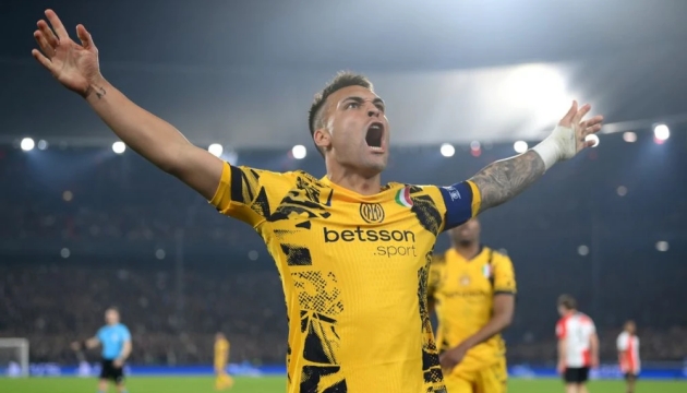 Chuyển nhượng tối 8/3: Arsenal săn 'sát thủ" Serie A; MU cạnh tranh chân sút sinh năm 2000 với Ngoại hạng Anh