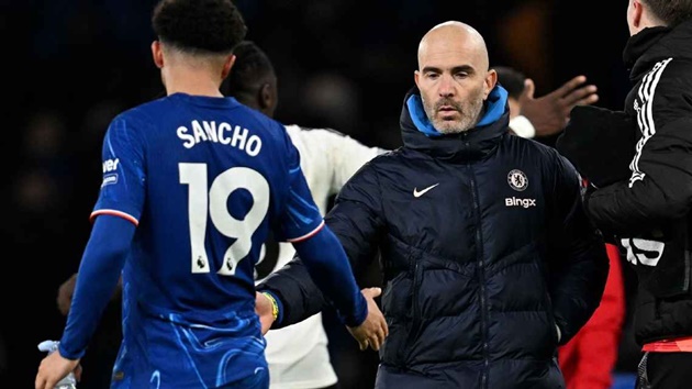 Sancho nhận cảnh báo đanh thép từ HLV Maresca, tương lai tại Chelsea đóng lại?