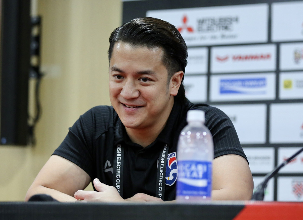 Ảnh bài viết Thật hư việc HLV Polking đưa trợ lý tai tiếng đến CAHN