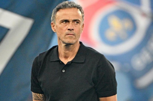 Luis Enrique thận trọng trước sức mạnh của PSV