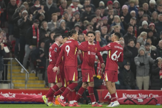 Chiến thuật của Arne Slot trước Aston Villa: Thủ chắc chắn; Liverpool phản công đỉnh cao