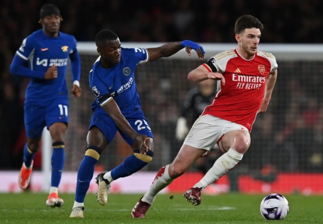Mark Lawrenson: Arsenal có thể đánh bại Chelsea