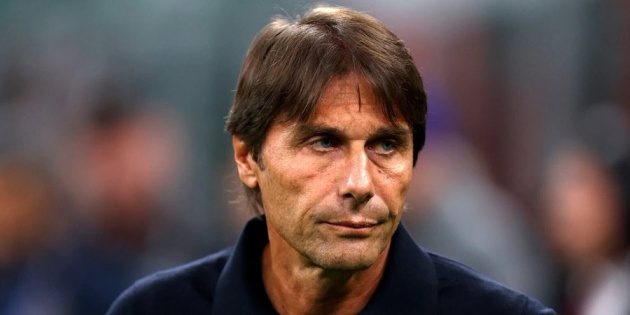 Antonio Conte thể hiện tài cầm quân đỉnh cao