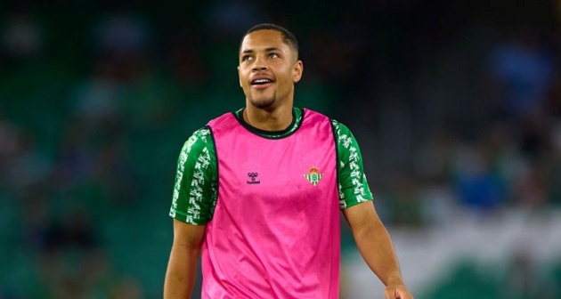 Romario gợi ý bí quyết giúp Vitor Roque tiến bộ