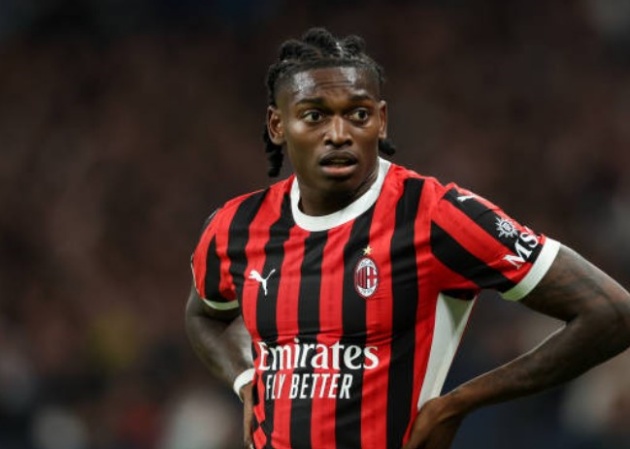 So sánh hàng công Milan - Juventus: Bên dồi dào, bên khủng hoảng toàn diện 