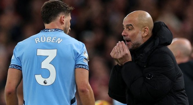 Man City bị chia rẽ nghiêm trọng