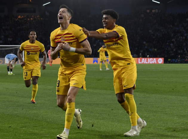 Lewandowski khen ngợi thần đồng Barca