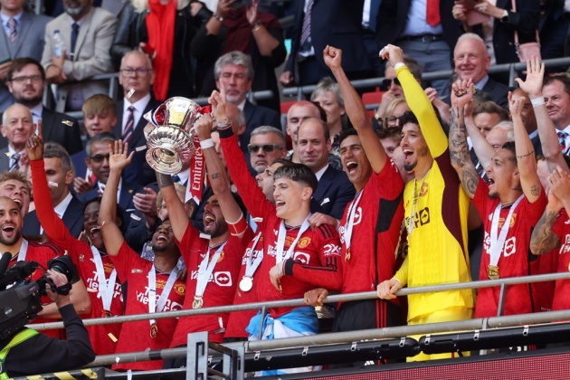  Dalot tiết lộ bí quyết giúp Man United đánh bại Man City