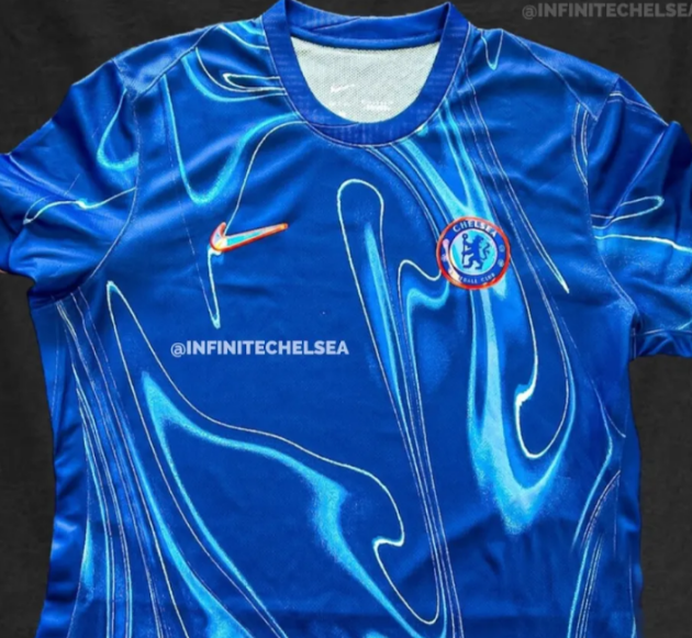 CĐV Chelsea 'hốt hoảng' trước trang phục ở mùa giải mới