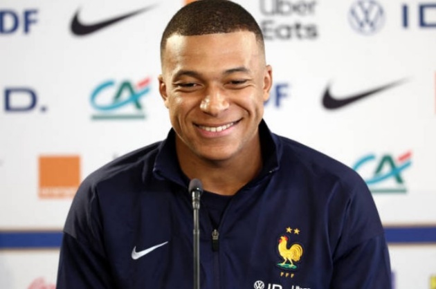 Emmanuel Petit chỉ ra vị trí tối ưu của Mbappe ở Real 