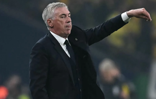 Ancelotti biến hóa khi sử dụng Mbappe