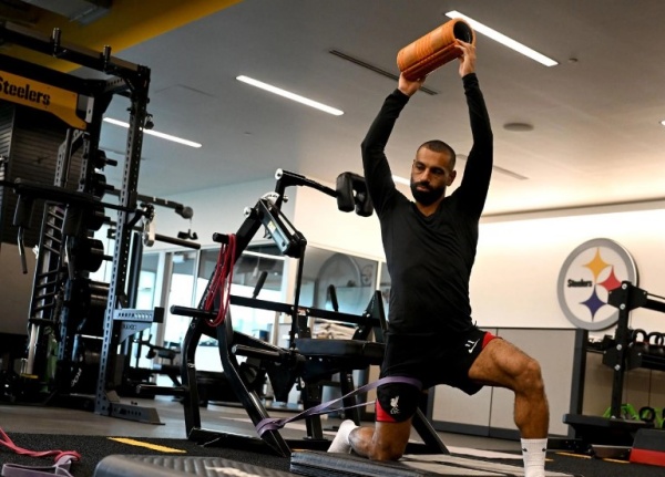 Ảnh bài viết Szoboszlai tươi rói, Salah tập cực sung trong phòng gym