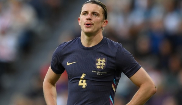 Aston Villa kiên trì theo đuổi Conor Gallagher