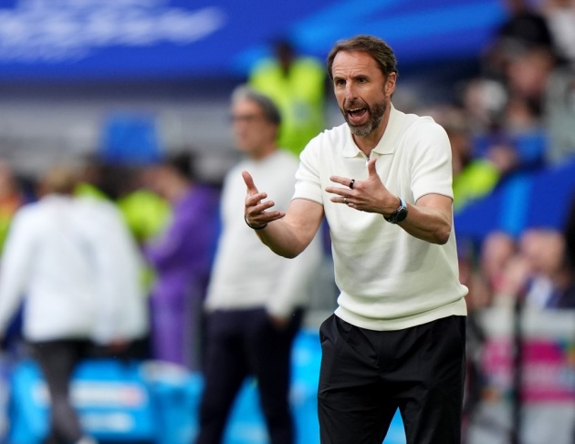 Ngạo nghễ Gareth Southgate