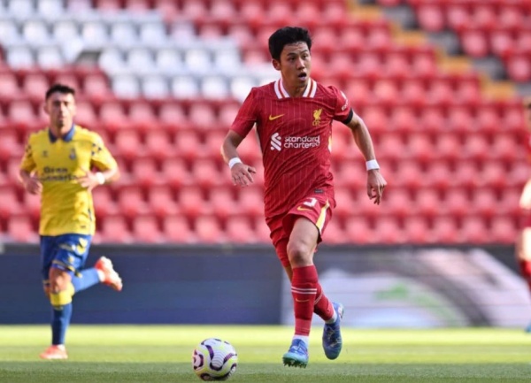 Ảnh bài viết Jamie Carragher: Liverpool sẽ bán Endo