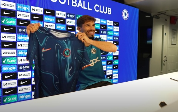 Lộ diện 2 'cạ cứng' của Neto ở Chelsea