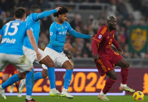 Aston Villa nếm 'trái đắng' từ Lukaku