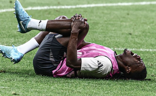 NÓNG! Sao Real dính chấn thương ACL, vắng mặt ở Siêu cúp châu Âu