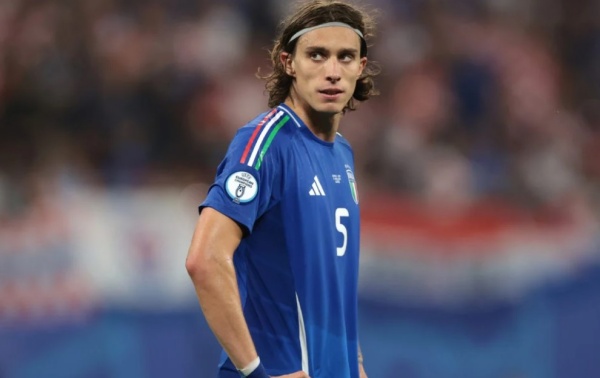 Ảnh bài viết Tân binh Arsenal khiến Micah Richards bối rối