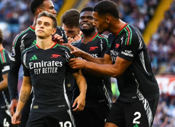 Ảnh bài viết Chris Sutton không hài lòng về sao Arsenal 