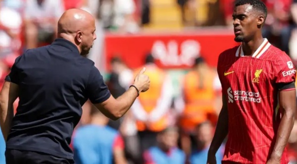'Phát hiện' của Arne Slot giúp Liverpool tiết kiệm hàng chục triệu bảng