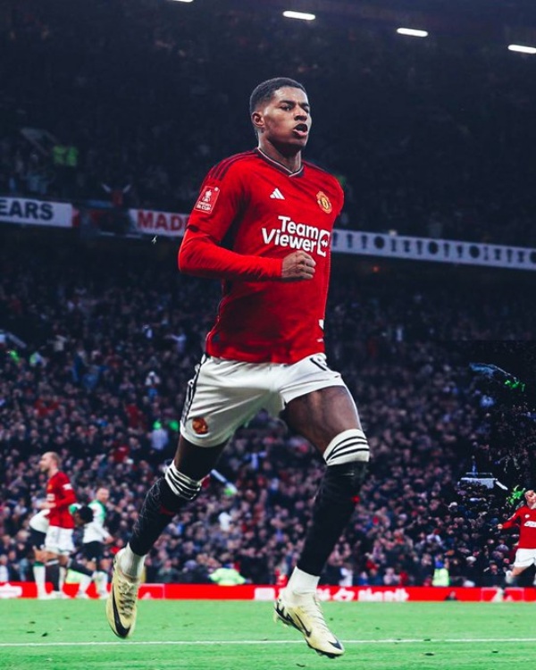 Ảnh bài viết Ten Hag hài lòng về Rashford