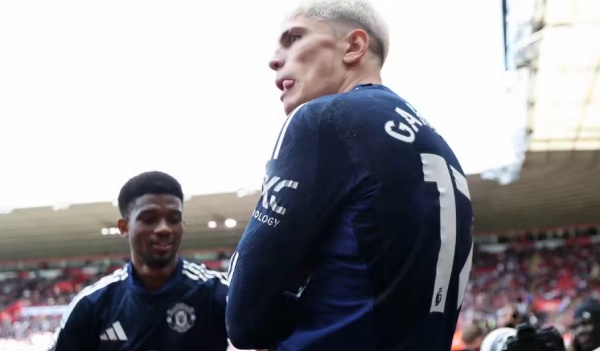 Ảnh bài viết Thần đồng Man United sẵn sàng thách thức Garnacho 