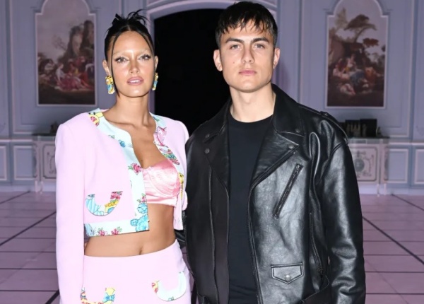 Vợ Dybala có nghề mới gây sốc