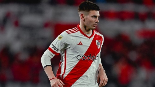 Thần đồng Argentina khiến Arsenal lao vào cuộc chiến với Real 