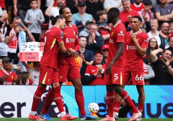 Paul Scholes nêu điểm yếu duy nhất của Liverpool