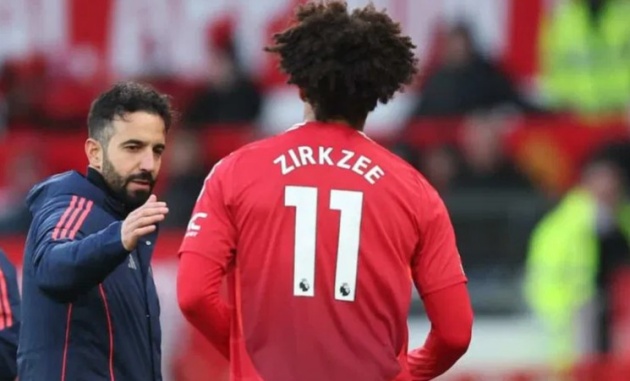 Ảnh bài viết Ông lớn Serie A có thể 'giải cứu' Zirkzee khỏi Man United