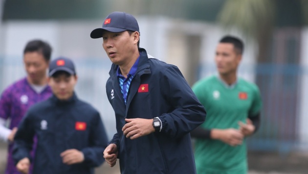 Ảnh bài viết HLV Kim Sang-sik cần vững tay lái giúp Việt Nam tiến bước
