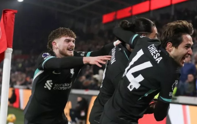 Thắng Brentford, Liverpool chứng minh điểm vượt trội so với Arsenal