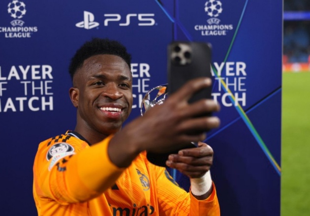 Ancelotti làm rõ tương lai của Vinicius tại Real 