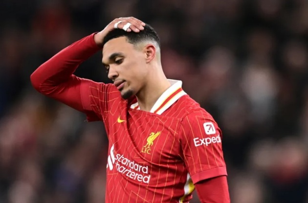CĐV: "Trận đấu cuối cùng của cậu ấy ở Liverpool"