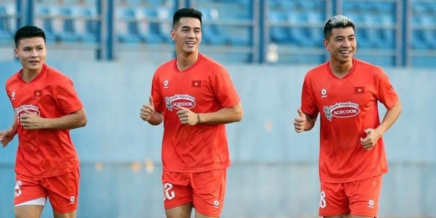 Tuyển Việt Nam: Tiến Linh, Quang Hải phải tập riêng