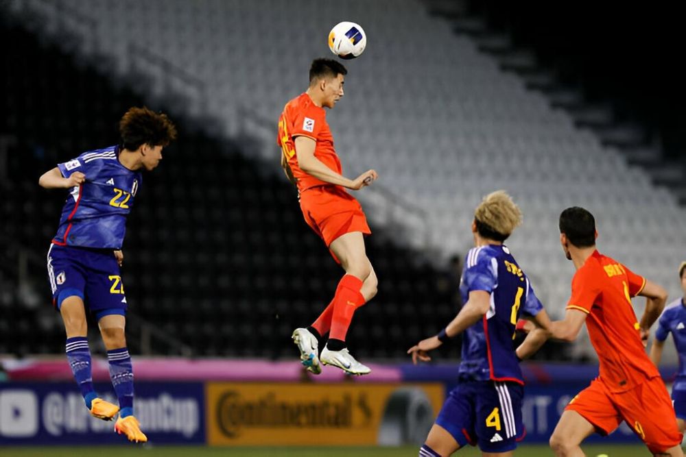 U22 Việt Nam chạm trán đội hình 'cây sào' U22 Trung Quốc