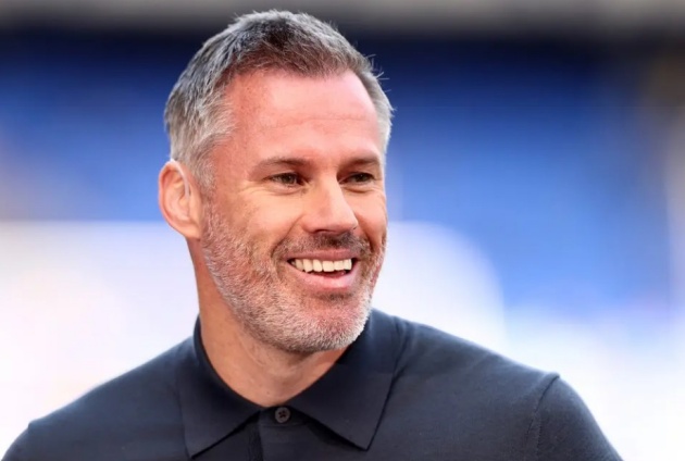 Jamie Carragher sửng sốt với quyết định của MU