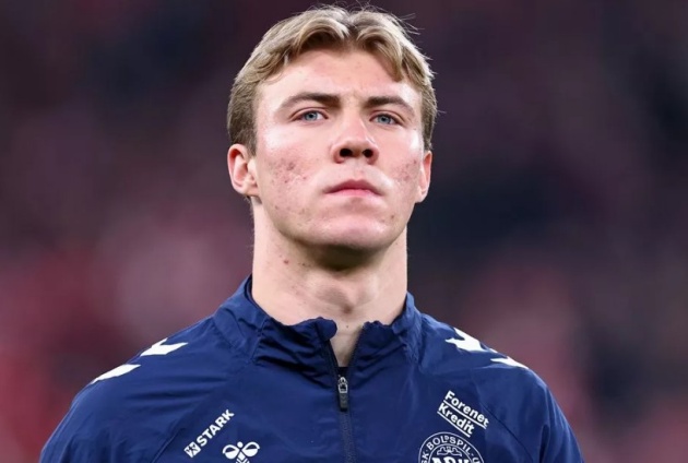MU báo giá Hojlund cho Napoli