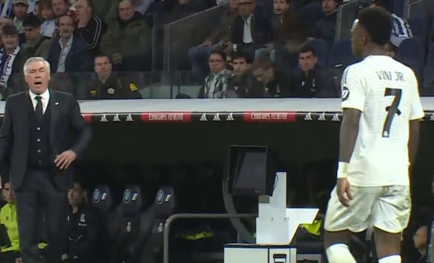 Ancelotti bốc hỏa với Vinicius Jr 