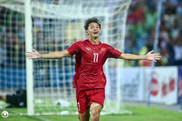 Cờ đến tay Bùi Vĩ Hào