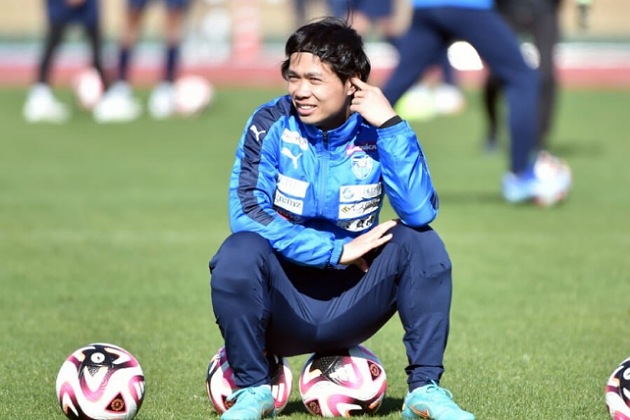 Thà lau ghế tại J.League 2 còn hơn về 'ao làng' V.League?