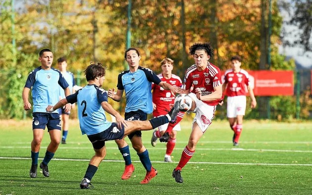 Ảnh bài viết 3 sao Việt kiều từ châu Âu có thể khoác áo ĐT Việt Nam