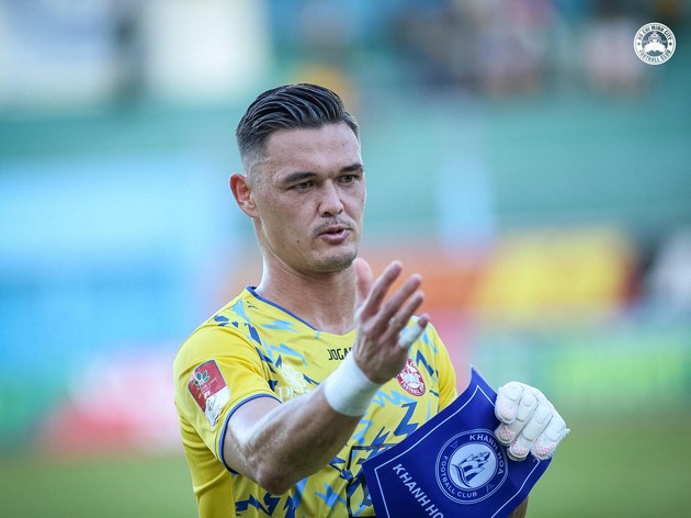 Ảnh bài viết Patrik Lê Giang phản pháo CAHN; Hồ Tấn Tài gia nhập đội bóng mới