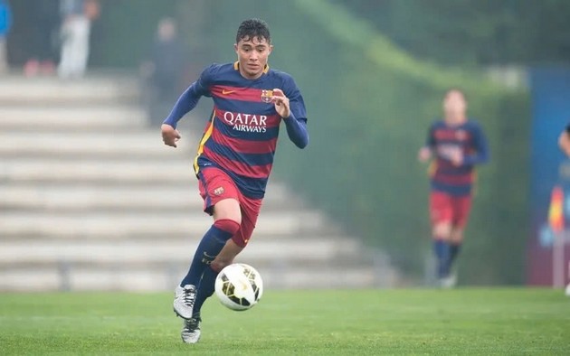 Tiền vệ lò Barcelona đến V-League là ai?