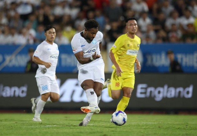 Ảnh bài viết Sát thủ sắp nhập tịch lập cú đúp, Nam Định ẵm Siêu Cúp Quốc gia